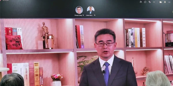 Fang Liangzhou vicepreşedinte şi CMO Huawei Digital Power COP26