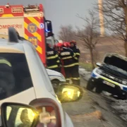 accident masina politie foto VoxxTV jpg