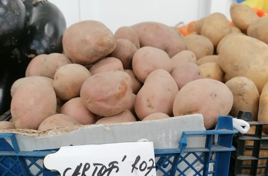 Orașele din țară cu cele mai mici prețuri la legume. Cât costă kilogramul de cartofi în Cluj-Napoca