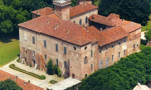 Castelul Sannazzaro jpeg