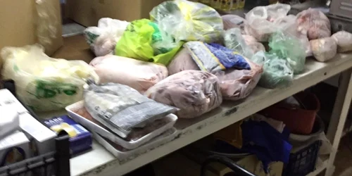 Imagini din centrele de carantină şi catering din Vâlcea după un control al inspectorilor OPC Foto anpc ro