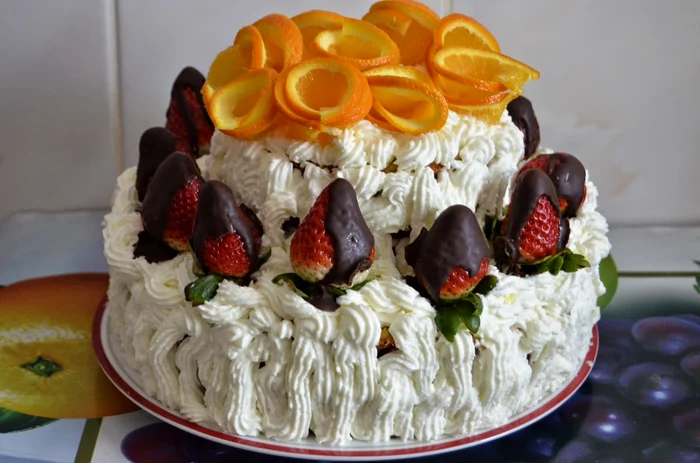 
    Tort deliciu primăvăratec   