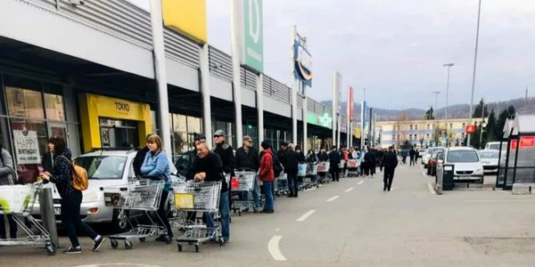 cozi magazin kaufland campina foto moise ionut/facebook