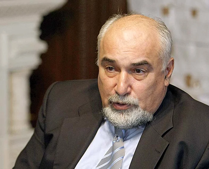 Varujan Vosganian va rămâne senator independent