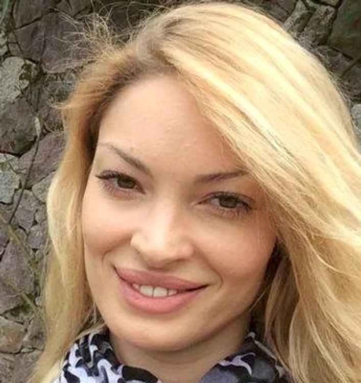 Valentina Pelinel are foarte mare grijă de imaginea ei (FOTO:Facebook)