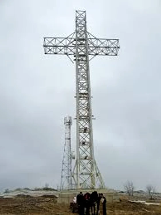 Crucea de la Ibănești