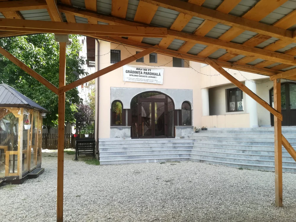 În altarul de vară al bisericii  a avut loc agresiunea sexuală