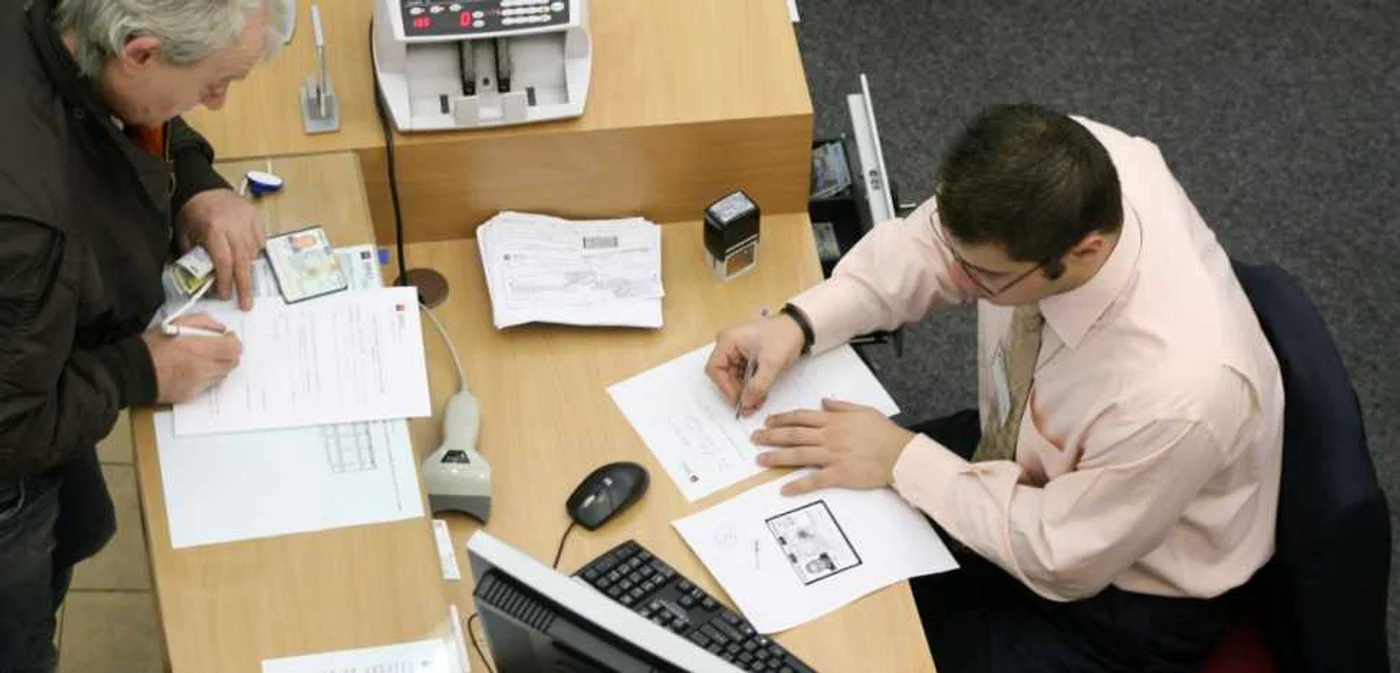 Proiectul de lege propune ca datoria către bancă să se stingă dacă datornicul ajuns în incapacitate de plată transferă creditorului bunul ipotecat FOTO Adevărul