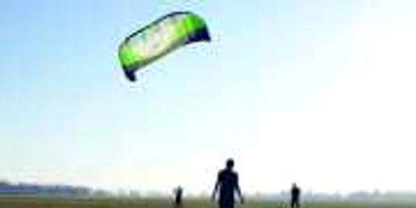 Kiting-ul este agreat in special de tineri 