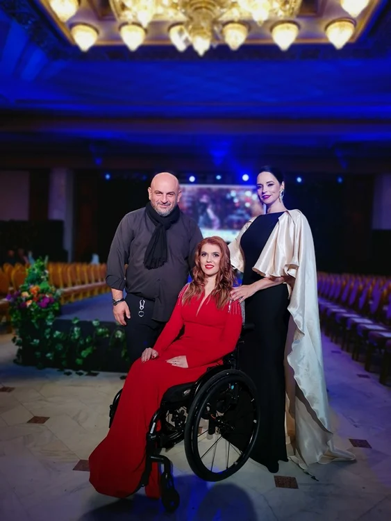 2 gala atipic beauty 2019 5 alin galatescu andreea marin si magda coman jpg jpeg