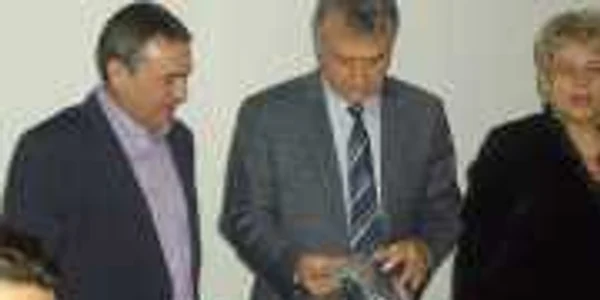 Contract semnat la maternitate