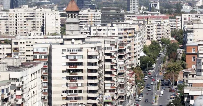 62 la sută dintre bucureşteni cred că, faţă de acum trei ani, condiţiile de viaţă din capitală sunt mai proaste