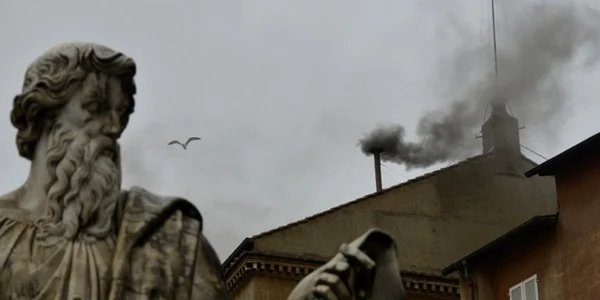 Semnale cu fum la Vatican