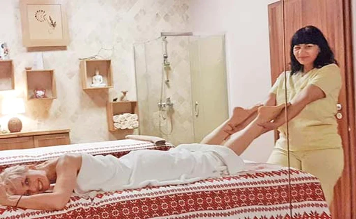 Andreea adoră să transpire sub termocuvertură