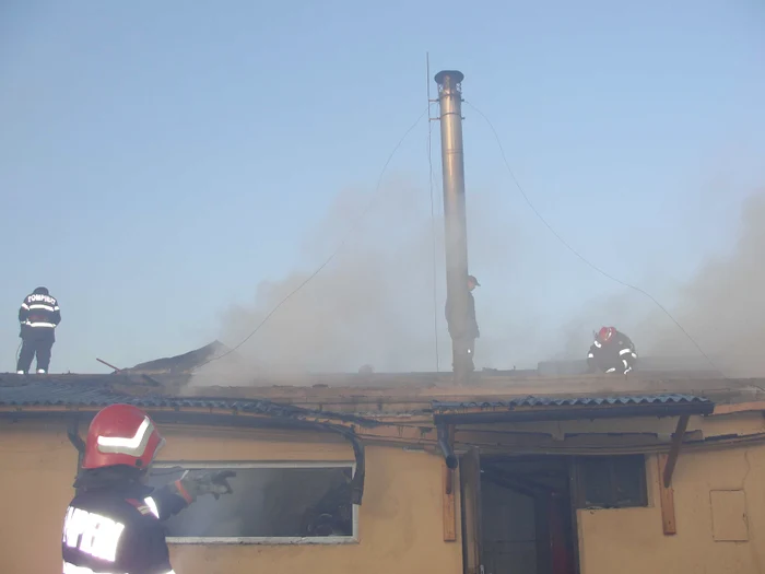 Incendiu la depozitul Second Tex din Dorolţ