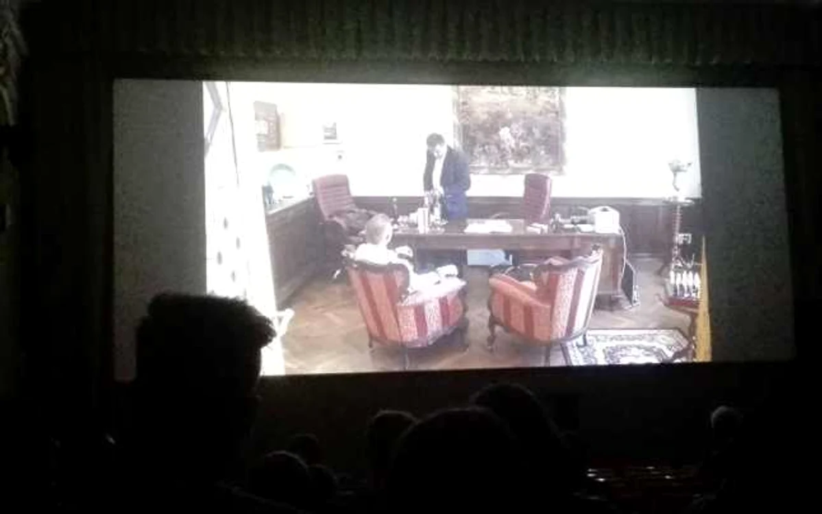 Imagine din film cu pictorul şi comisarul FOTO Claudia Untaru