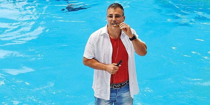 Directorul complexului, Adrian Bîlbă