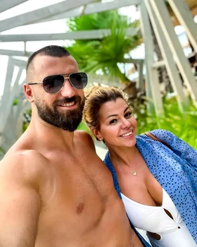 Andrei Stoica își face implant de păr