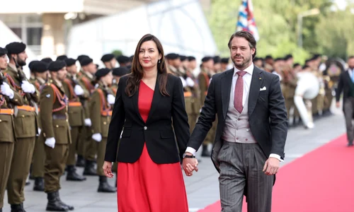 Printul Felix de Luxemburg si sotia sa   Marea Curte Ducala jpg