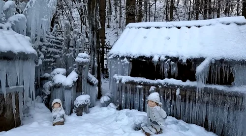 Regatul de gheață din Mojstrana / foto: captură video