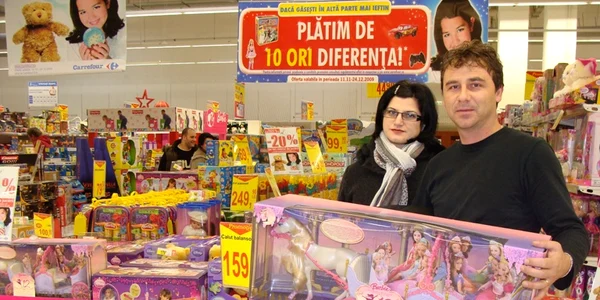Moș Crăciun aduce în seara aceasta jucării pentru copiii cuminți