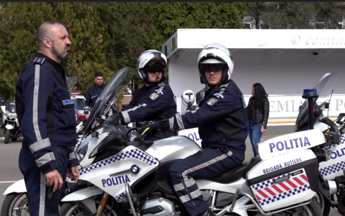 Poliţiştii rutieri s-au antrenat pentru a se întoarce în trafic pe motoare