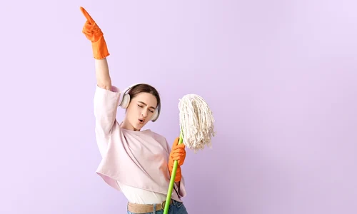 curatenie   shutterstock 2087041777 jpg
