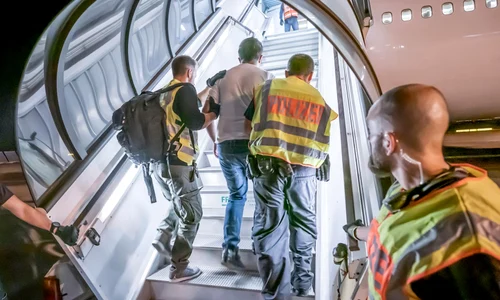 G8AEJt XgAMJe5K jpeg