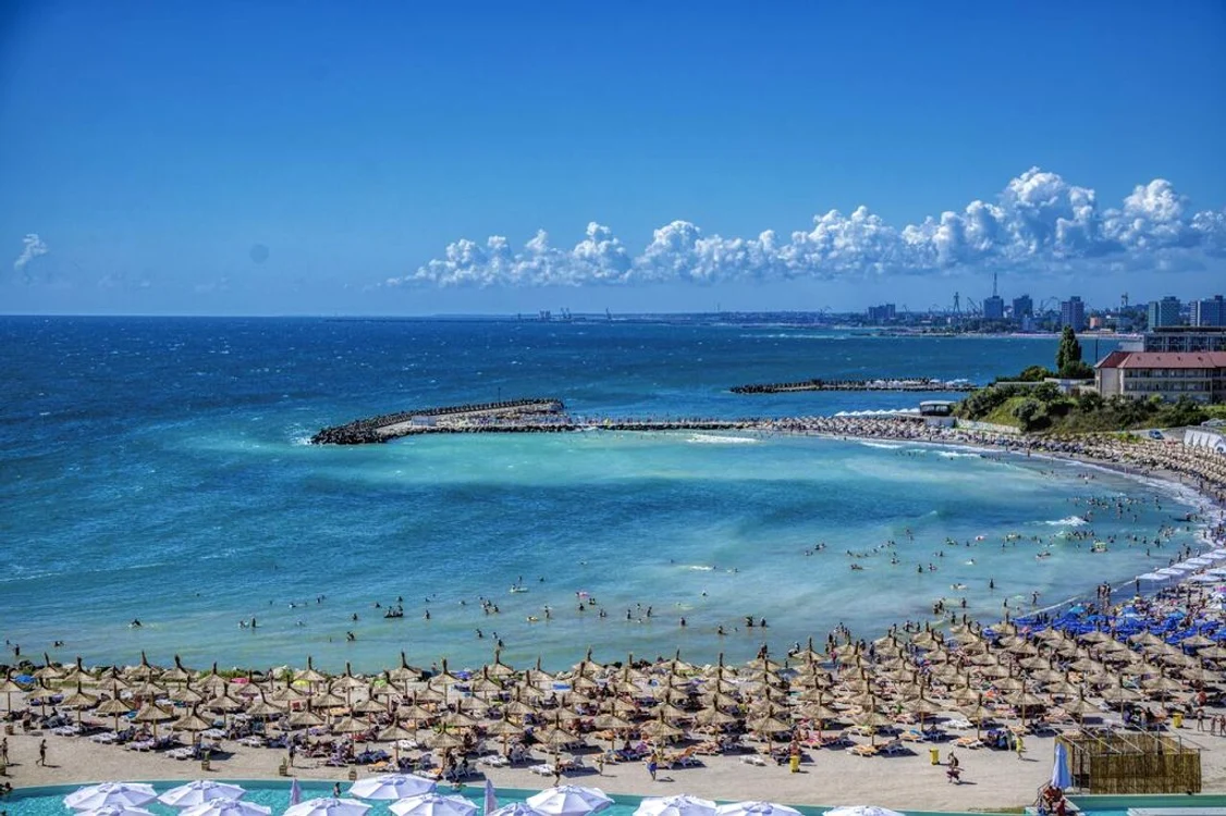 Plajele din sudul litoralului românesc atrag mulți turiști. FOTO: alohotels.ro