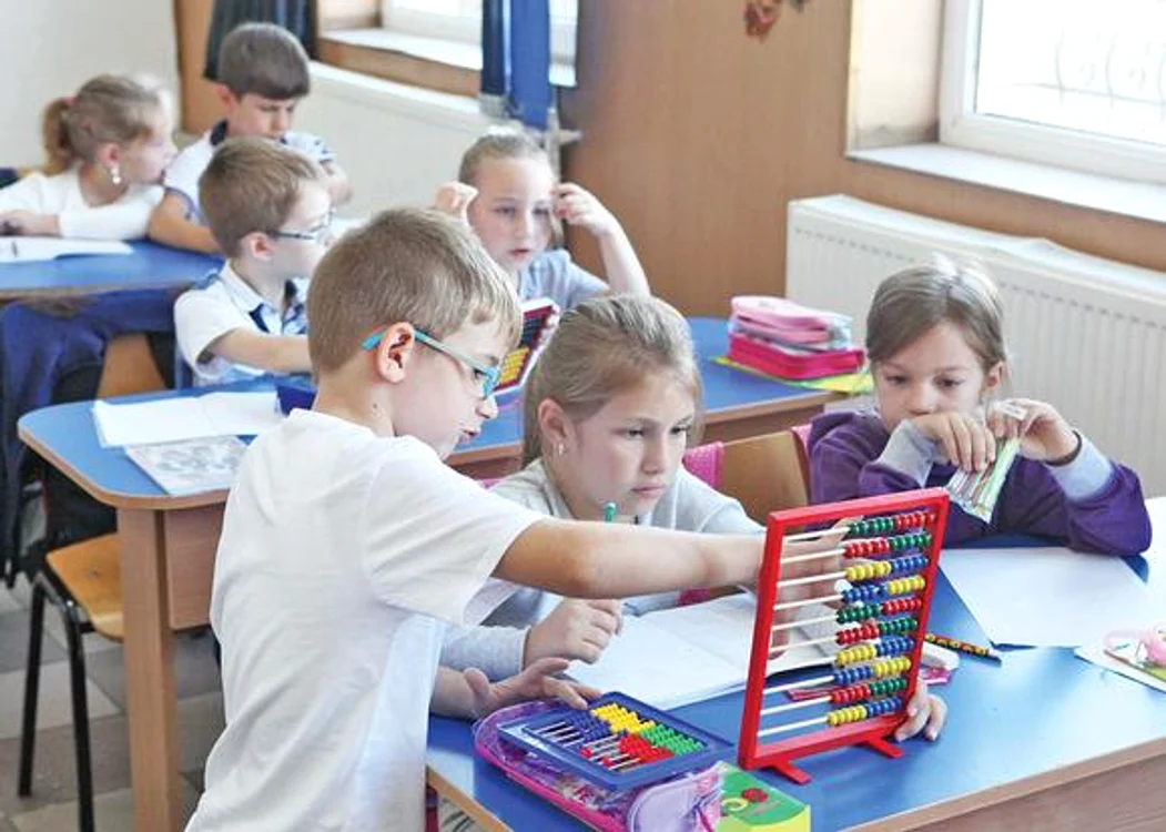 
    Elevii vor începe școala la 14 septembrie  