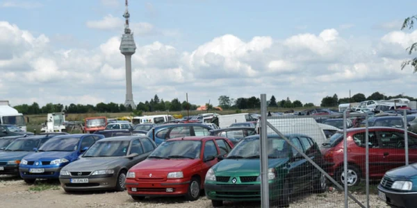 Maşini înmatriculate în Bulgaria FOTO Adevărul 