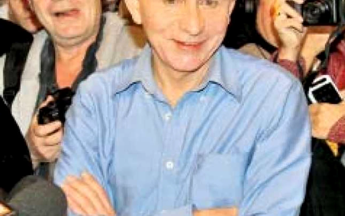 La Editura Polirom, cea mai vândută carte este „Particulele elementare“ a scriitorului francez Michel Houellebecq