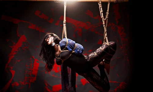 navi shibari01 jpeg