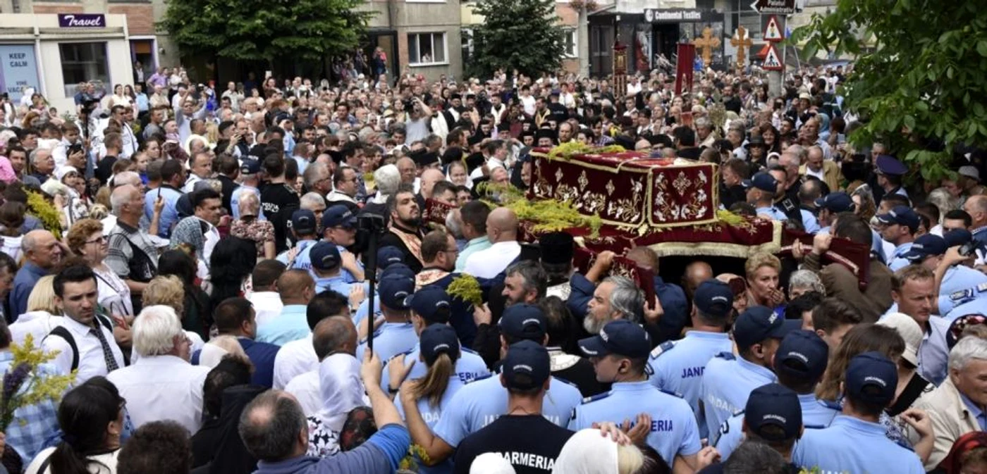 FOTO: radiotop.ro