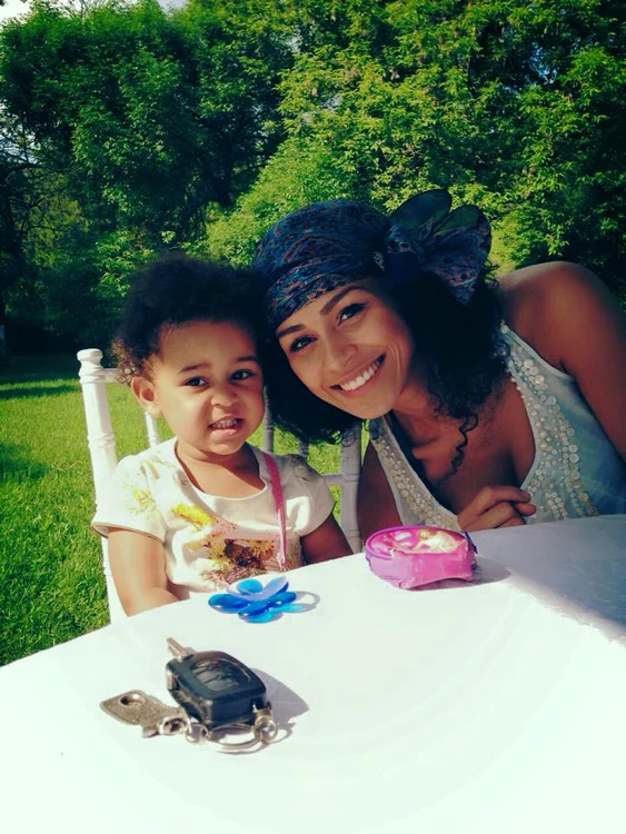 Majda şi fetiţa ei, Jaqueline