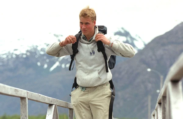 Prințul William tânăr în 2000 arhivă Chile GettyImages 1311297 jpg