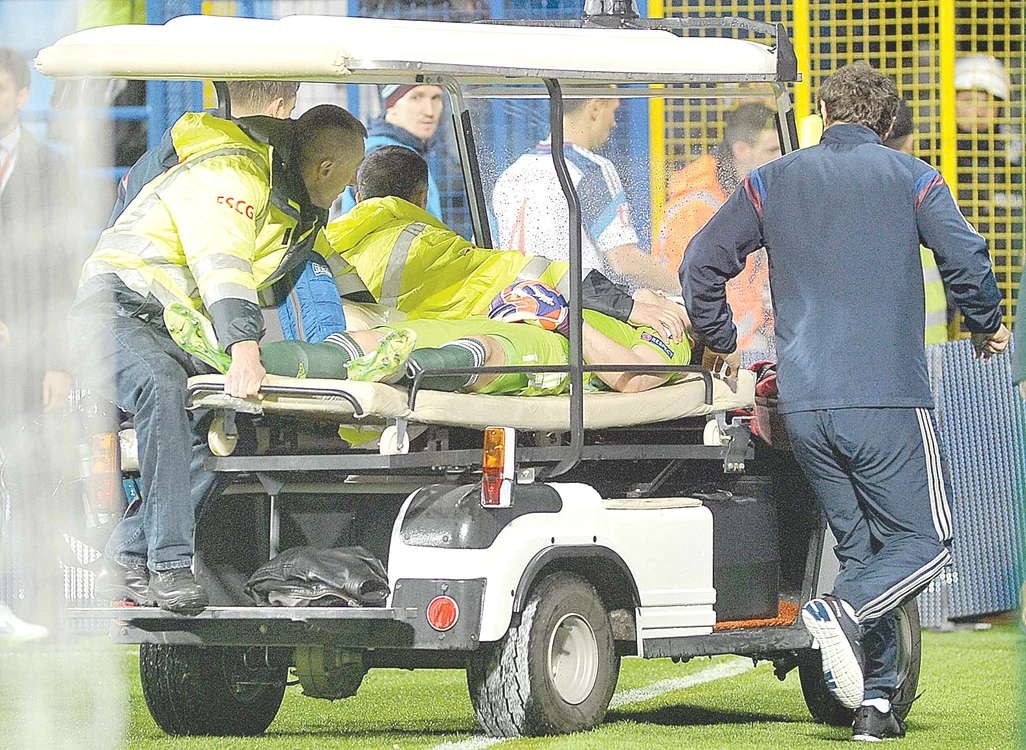 Portarul ruşilor  a fost dus direct  la spital 
