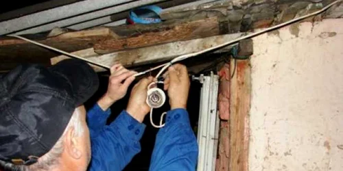 Bărbatul electocutat avea 58 de ani