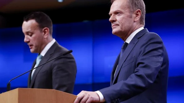 Tusk, jignit de Farage după ce spus că există un „loc special în iad“ pentru cei care au promovat Brexitul şi nu au venit cu soluţii jpeg