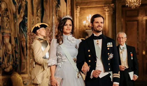Prințesa Sofia a Suediei, fosta Sofia Hellqvist, și soțul ei, Prințul Carl Philip al Suediei, 2024   Casa Regală suedeză jpg