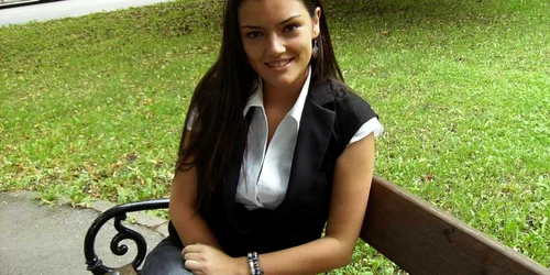 Elena Kuji a studiat un an în Italia şi urmează să meargă la Sorbona