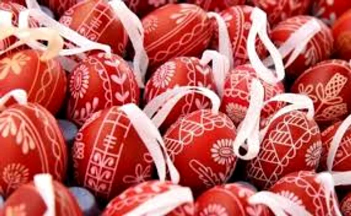 
    La Praznicul Înălțării Domnului se vopsesc ouă roșiiSursa foto: Creștin ortodox  