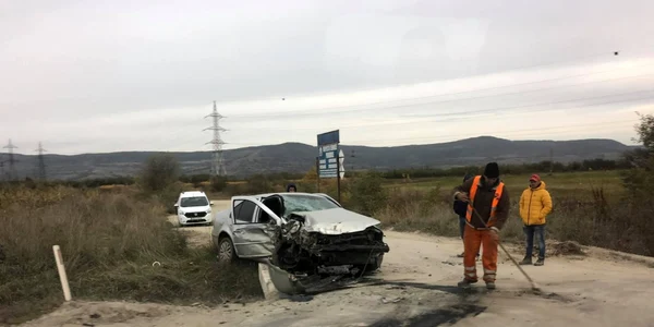 Accident pe DN 1 în Sibiu - coliziune între un TIR şi un autoturism în Avrig soldată cu o victimă Foto Gino Stoica