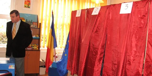 Peste jumătate din electoratul bistriţean a votat până la ora 19.00