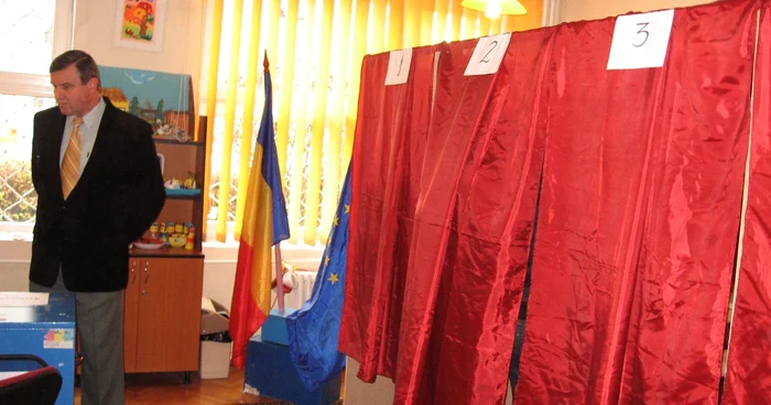 Peste jumătate din electoratul bistriţean a votat până la ora 19.00