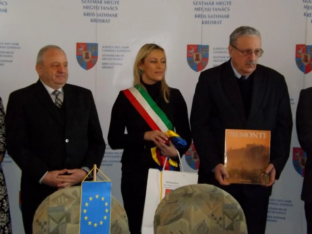 Se doreşte  încheierea unui parteneriat între judeţul Satu Mare şi regiunea Piemonte, precum şi începerea demersurilor pentru înfrăţirea oraşelor Tăşnad şi Acqui Terme din Piemonte. FOTO - satmareanul.ro