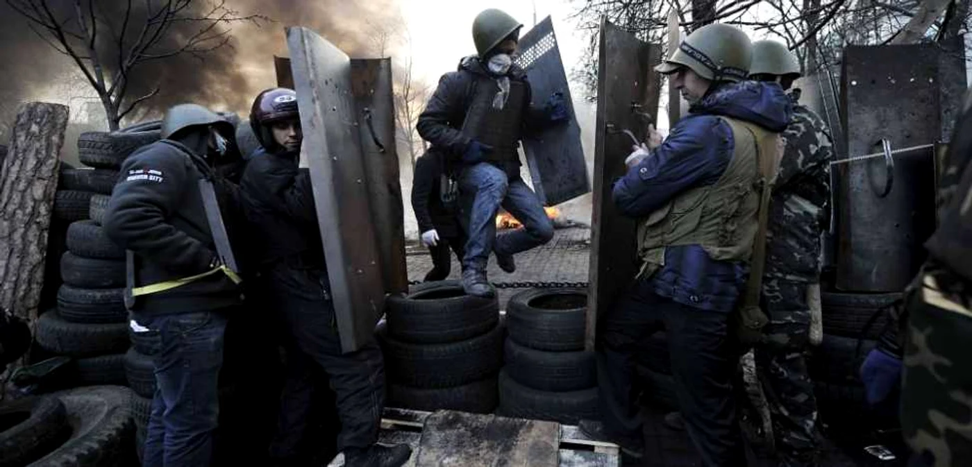 Viktor Ianukovici era pregătit să folosească forţa împotriva manifestanţilor din Kiev, dacă acordul nu era semnat de Opoziţie FOTO Mediafax/AFP