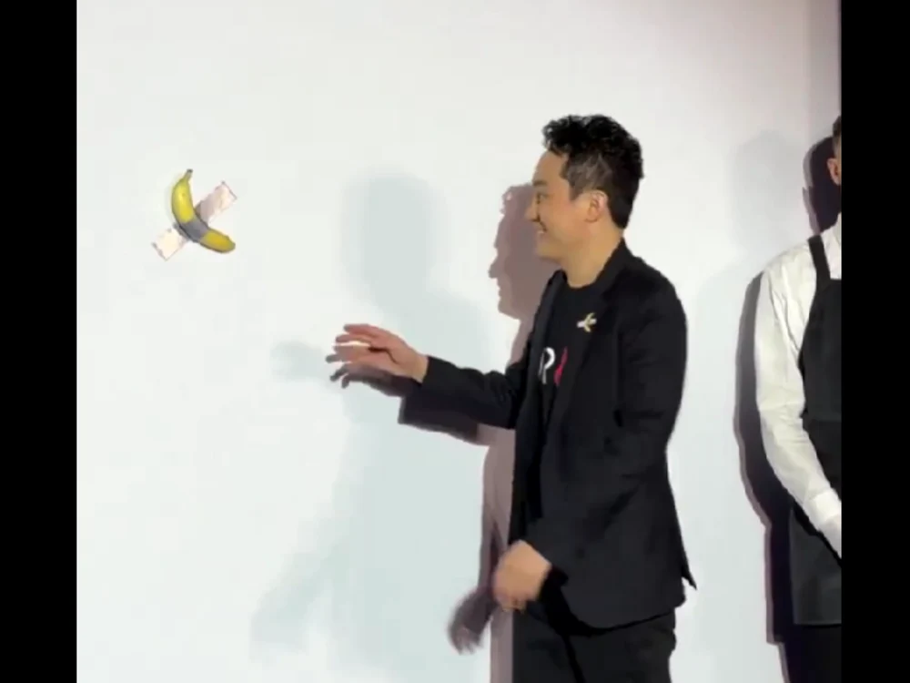 Justin Sun, antreprenorul care a cumpărat lucrarea „Comedian”/FOTO: Captură video X