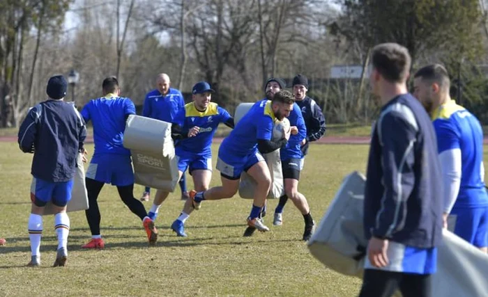 
    Naționala României, la antrenamentFOTO: FRR  