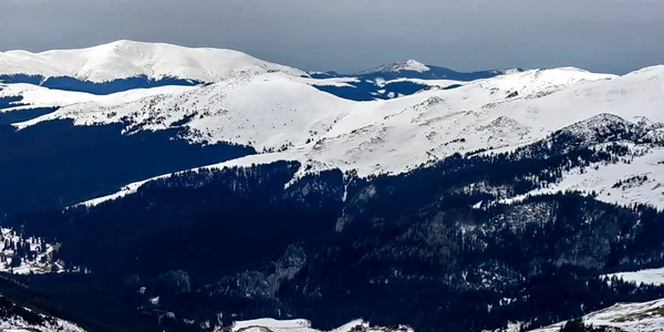 Stațiunea Padina - Peștera din Bucegi. FOTO Tibi Vilciu